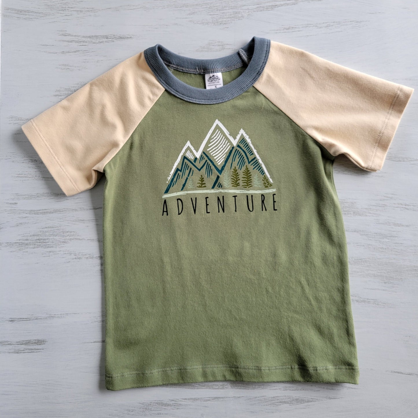 Green - Kids Animals Tshirt - Organic American made Cotton - Homeland Harvest