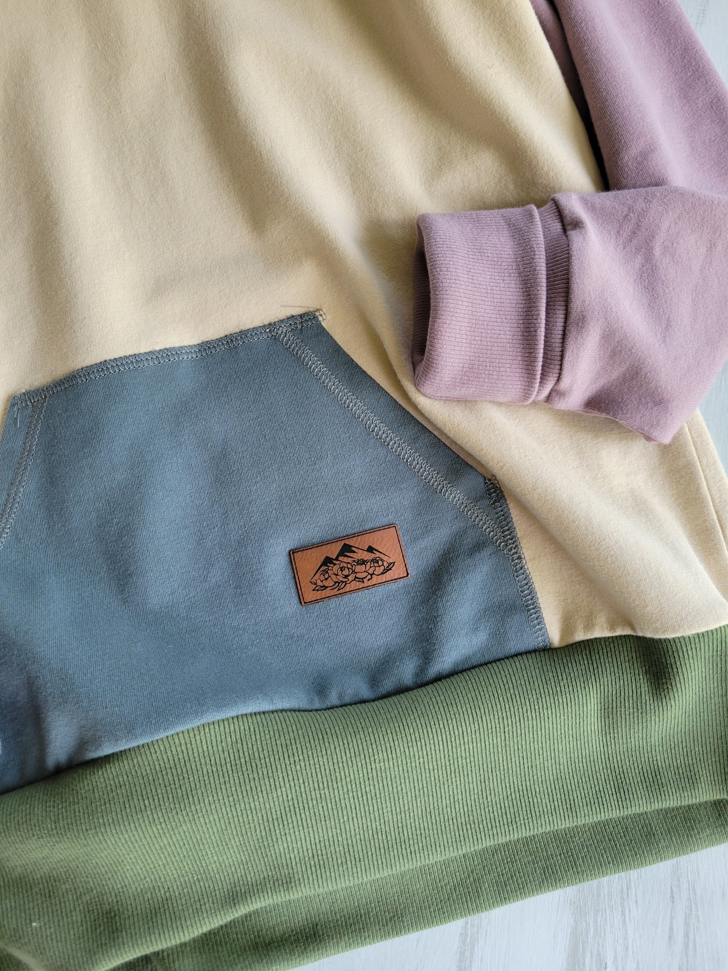 Women's Colorblock Hoodie - Homeland Harvest