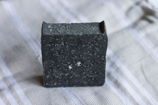 SOLIDSILK® ONYX - Facial Cleansing Bar - No Tox Life®