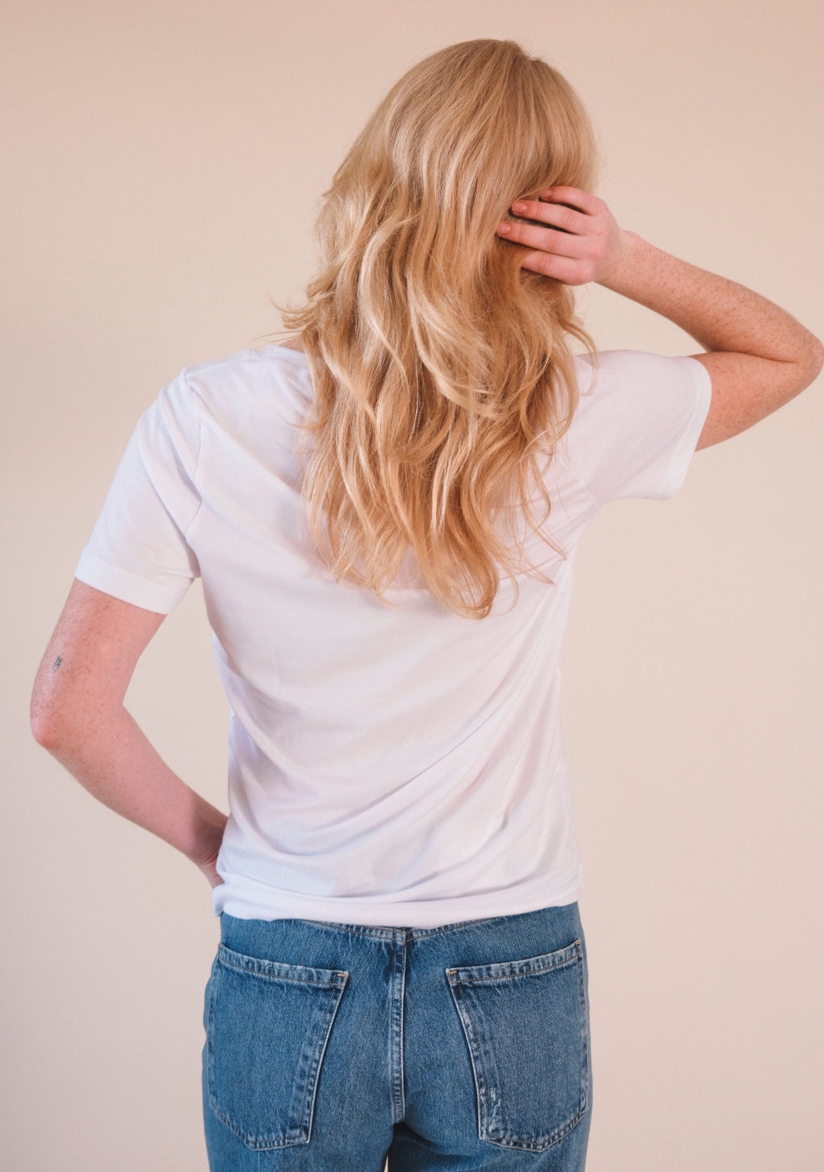 Louise Organic Cotton + Tencel ™ V-neck Tee - White - Homeland Harvest