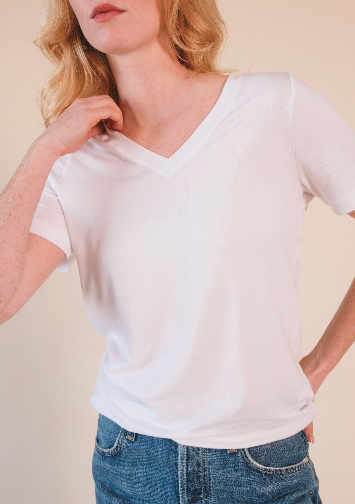Louise Organic Cotton + Tencel ™ V-neck Tee - White - Homeland Harvest