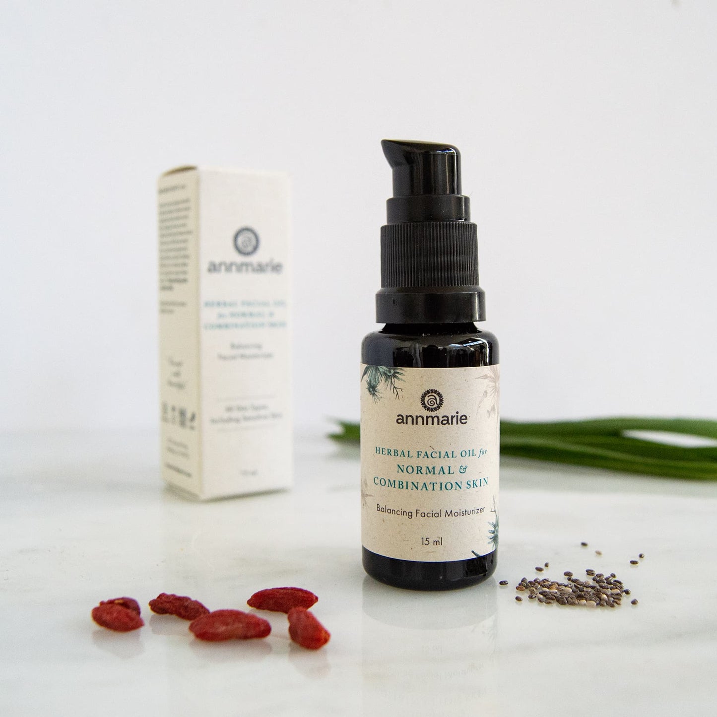 Herbal Facial Oil for Normal & Combination Skin (15ml)- Collective - Homeland Harvest
