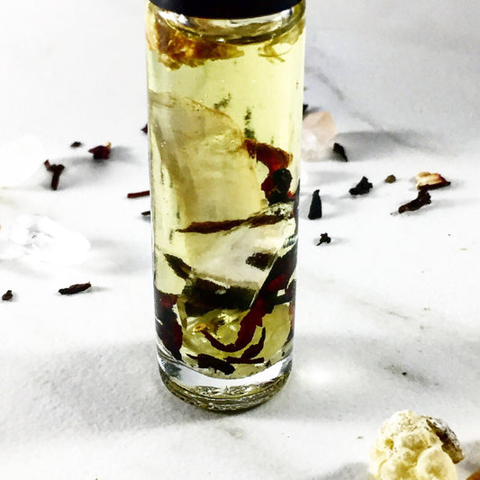 Essential Oil Blend with Crystals Frankincense and Palo Santo / Spirit Oil / Magic Oil Blend / Organic Meditation Blend / Spiritual Oil - Homeland Harvest