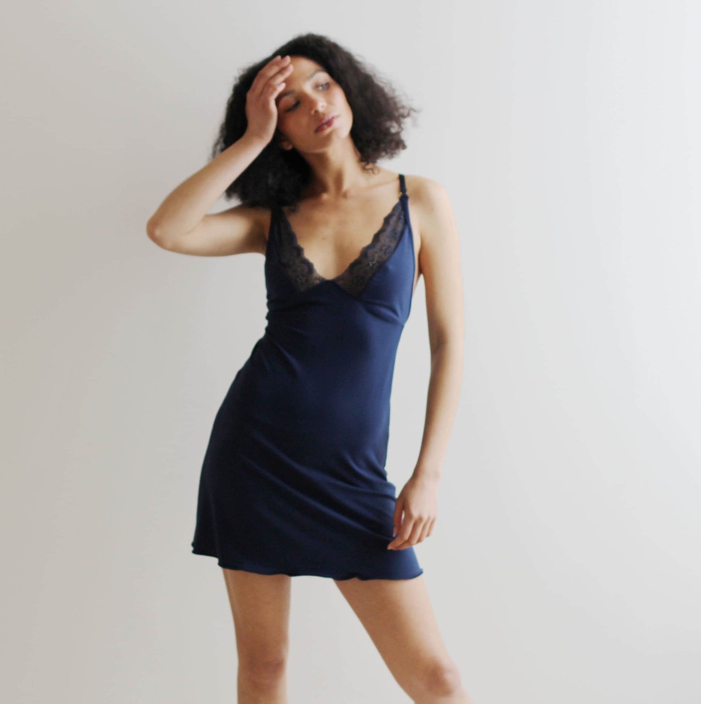 Short Nightgown in Bamboo with Lace Trim - Homeland Harvest