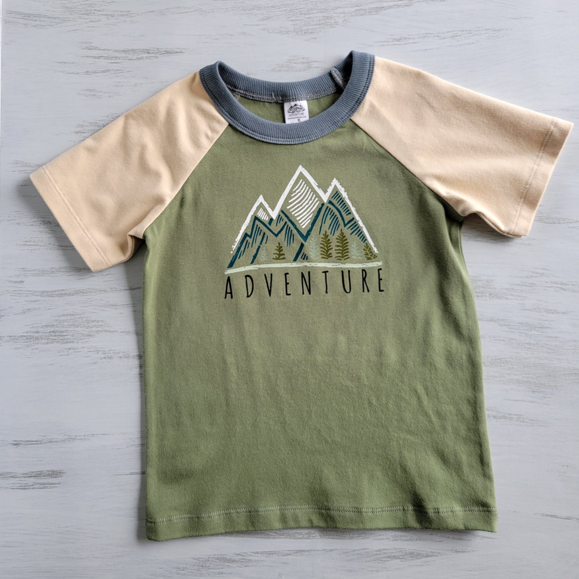 Green - Kids Animals Tshirt - Organic American made Cotton - Homeland Harvest