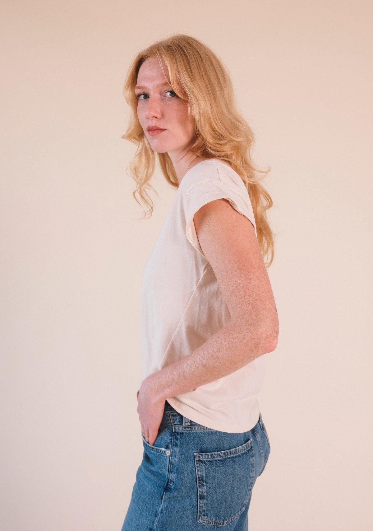 Jane Cuffed Hemp Tee - Natural - Homeland Harvest
