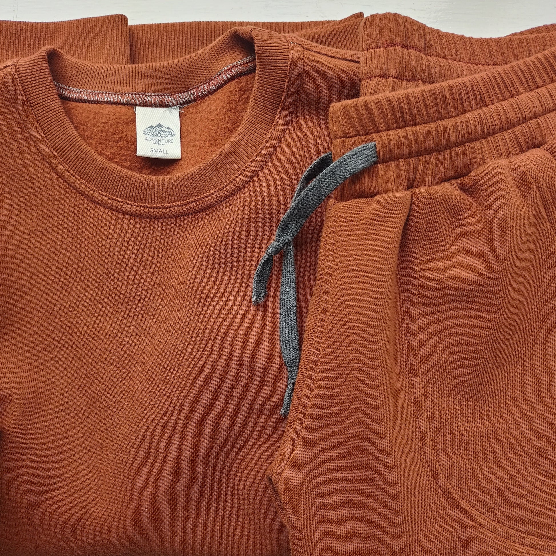 Women's Crew Pullover - Homeland Harvest