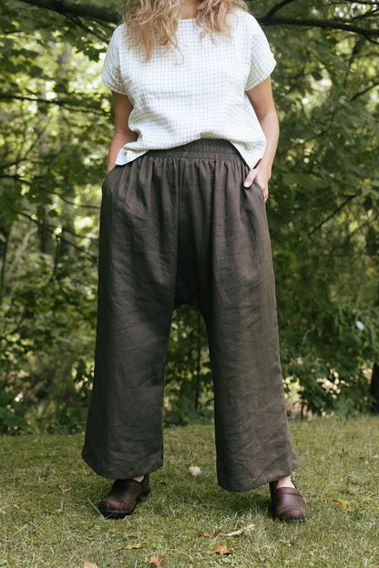 Weekend Pants (Updated) in Lichen