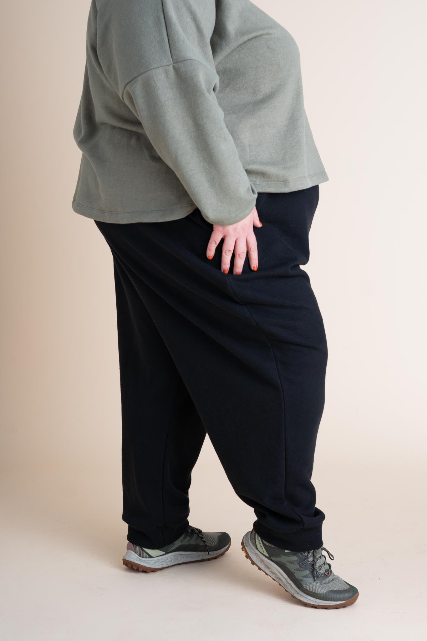 Joggers (Updated) in Black