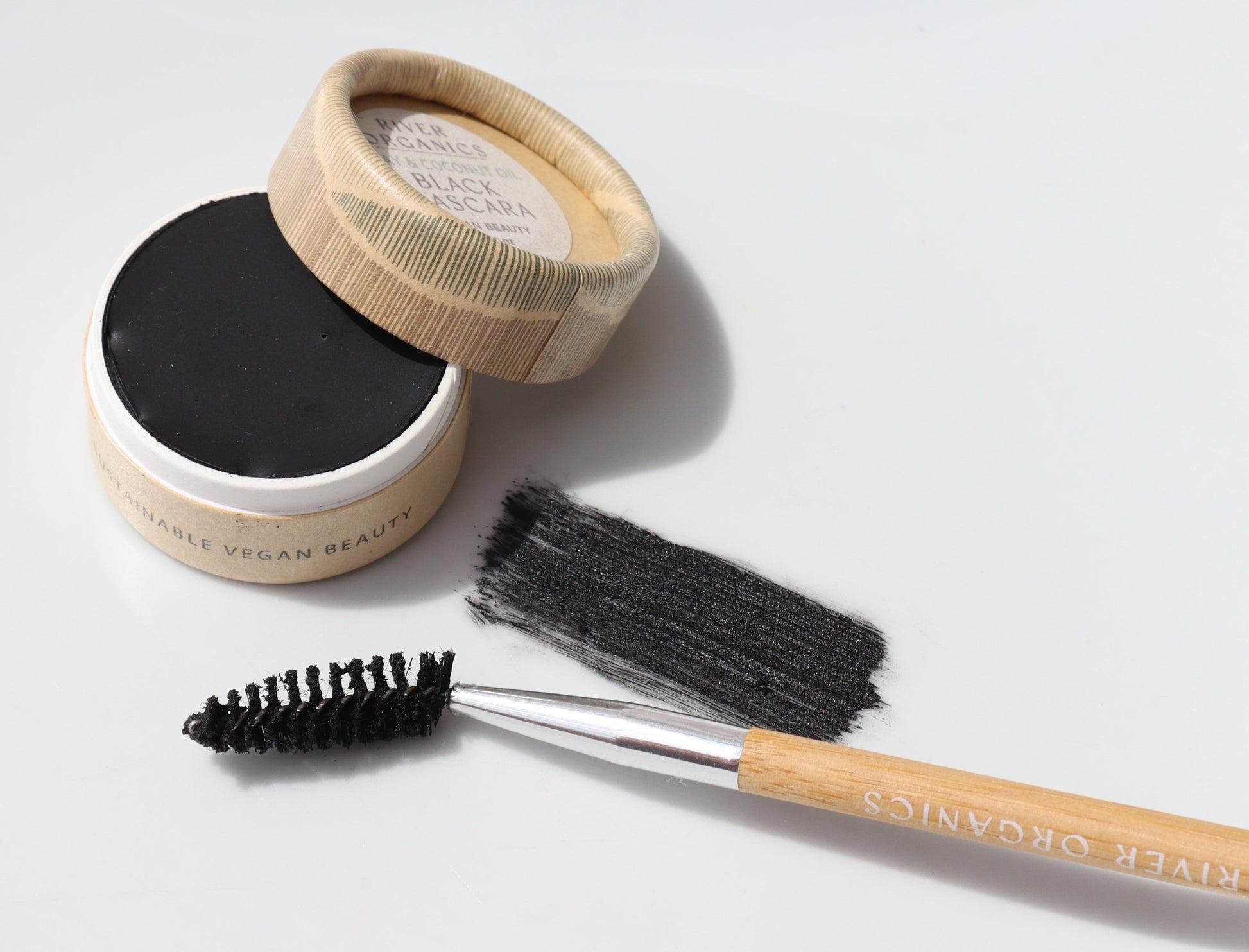 Black Vegan Zero-Waste Mascara - Homeland Harvest