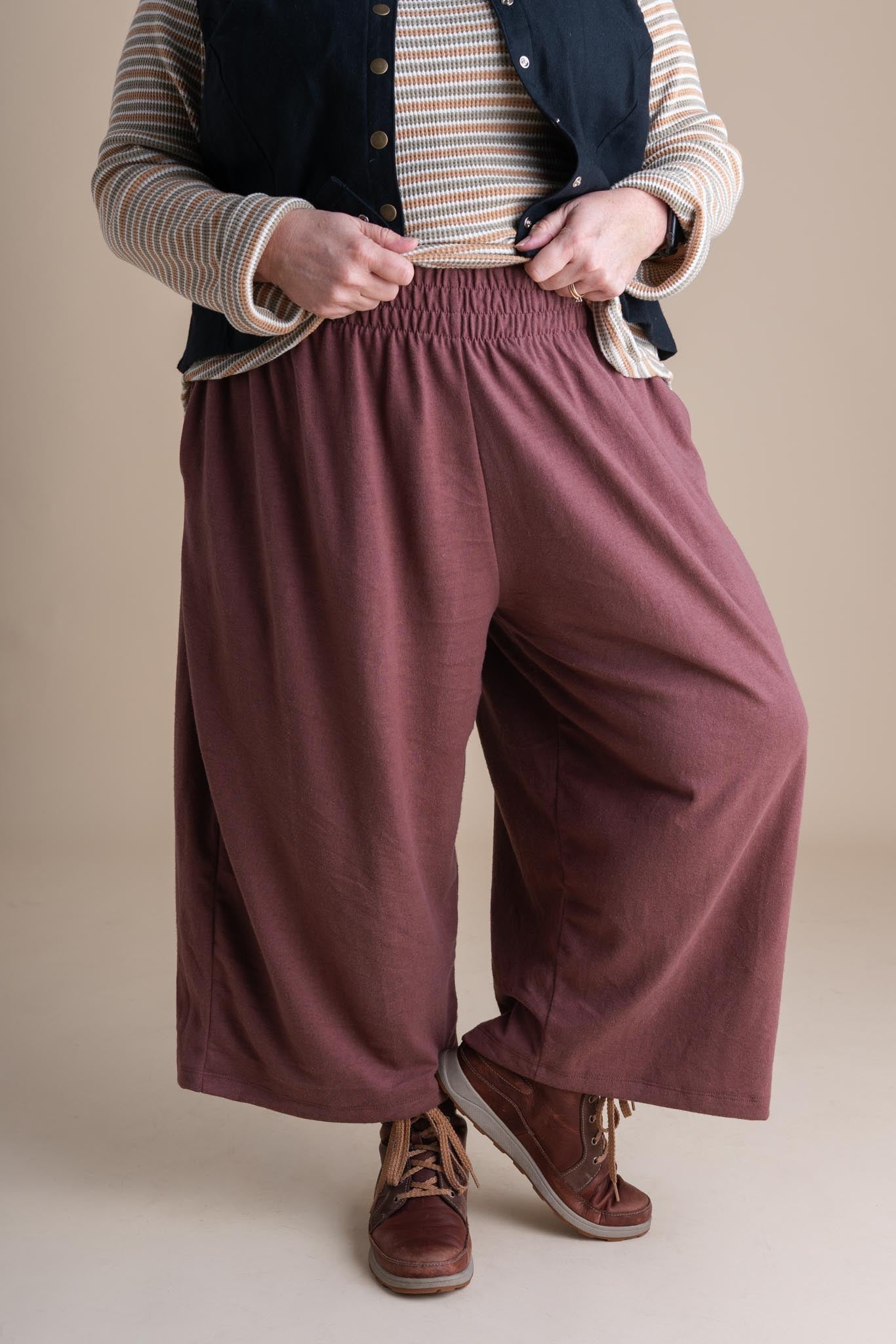 Weekend Pants (Updated) in Russet