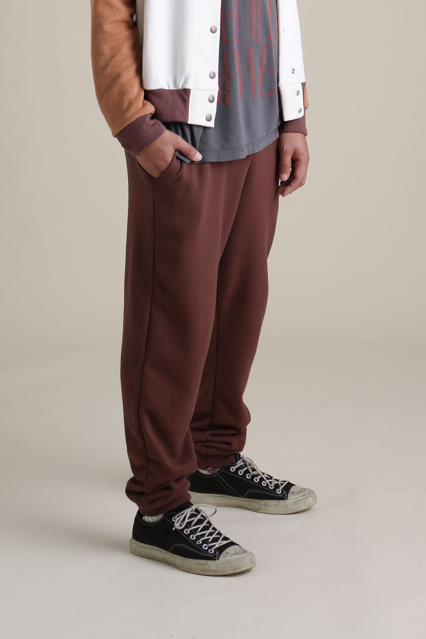 Joggers (Updated) in Chestnut