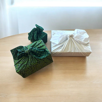 Set of 3 (S, L, XL) Reusable Cloth Furoshiki Gift Wrap | Christmas Trees & Bright Red