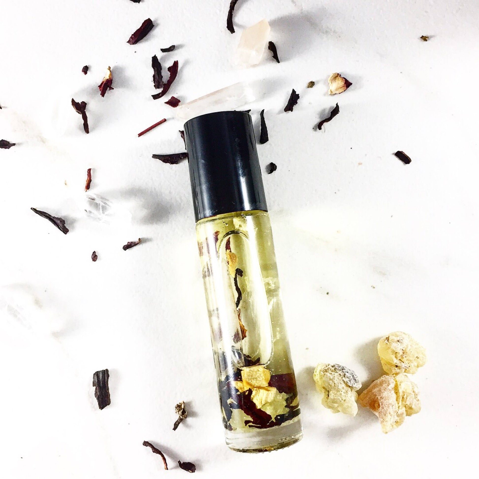 Essential Oil Blend with Crystals Frankincense and Palo Santo / Spirit Oil / Magic Oil Blend / Organic Meditation Blend / Spiritual Oil - Homeland Harvest