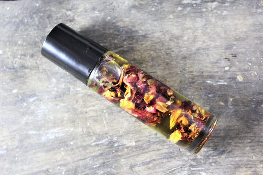 Organic Perfume Oil / Organic Essential Oil Blend / Organic Essential Oils / Roll on Perfume / Perfume Oil / Glass Bottle / Herbal Healing - Homeland Harvest