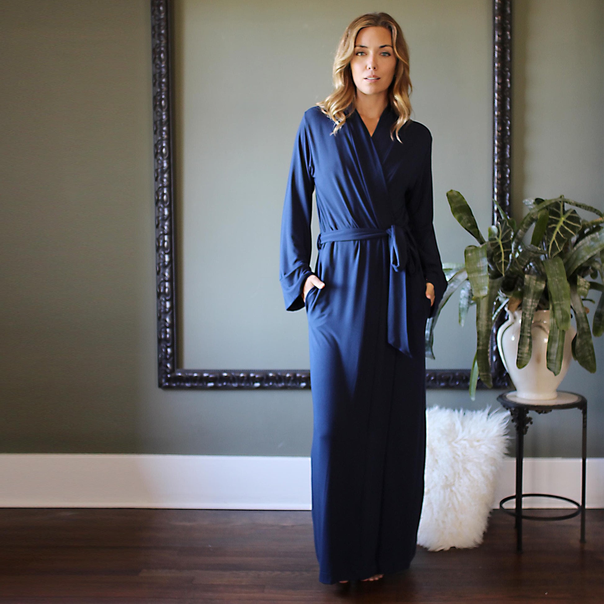 long bamboo robe with side pockets - Homeland Harvest