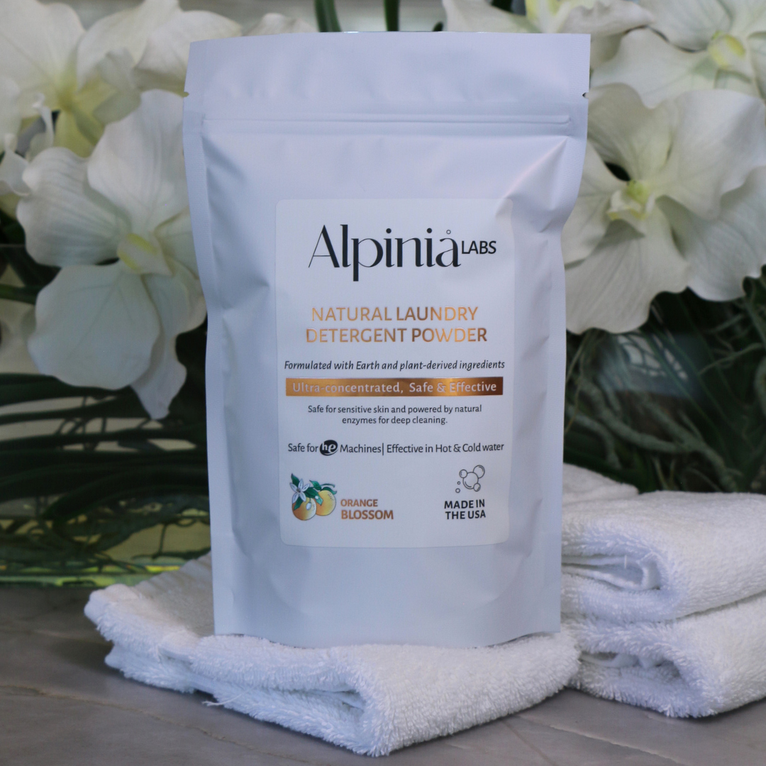 Alpiniå’s Natural Laundry Sample Bundle – Christmas Gift Box (4 Scents)